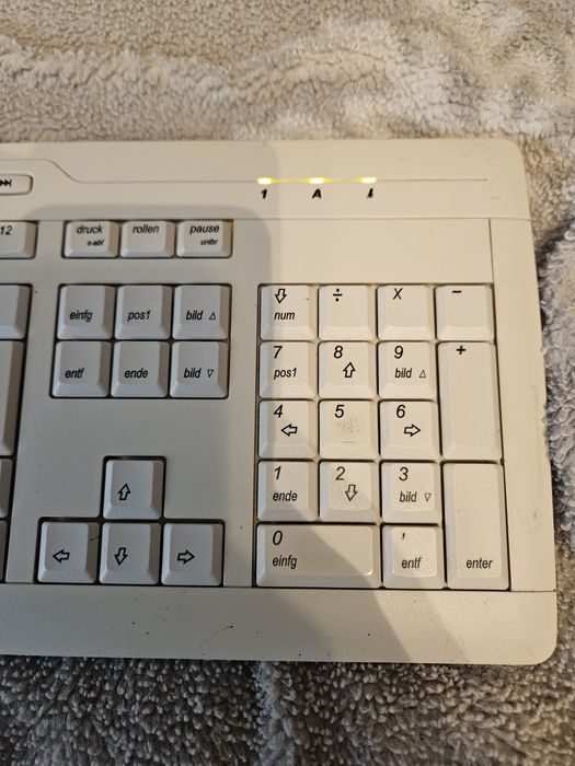 Vând tastatura de office cherry