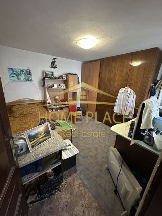 Къща с панорамна гледка в м-ст Боровец ЮГ