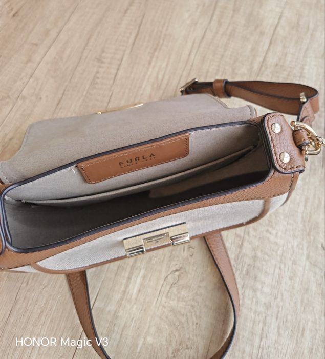 Чанта  нова  FURLA