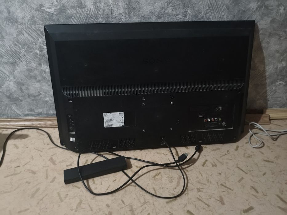 Телевизор Sony продам