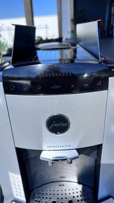 Espressor / expresor automat Jura F70