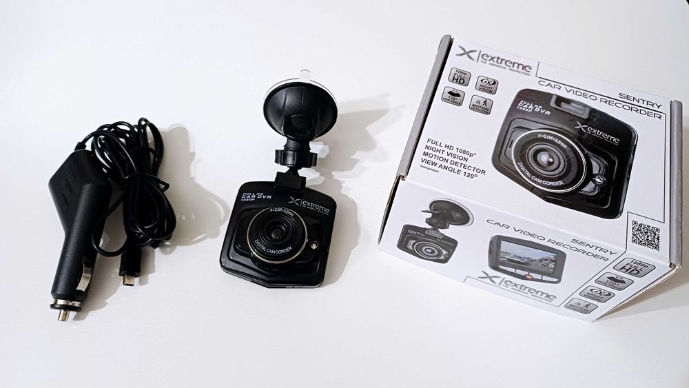 Видeорегистратор за кола Extreme Full HD,2.4 LCD екран, Slim, микрофон