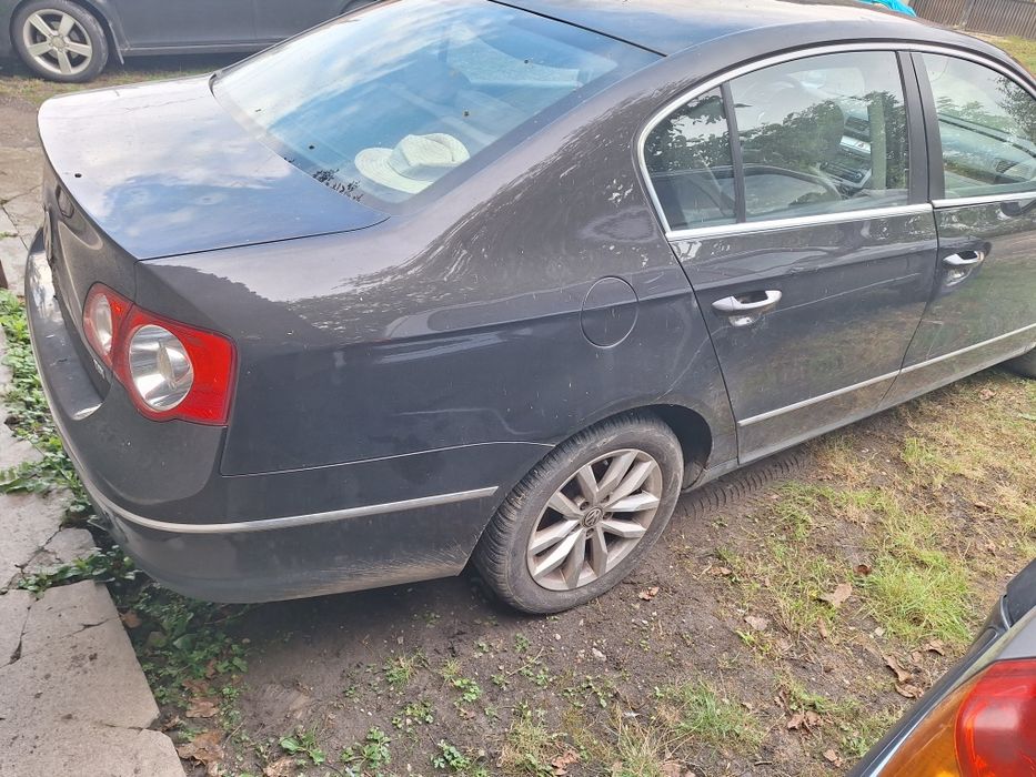 Dezmembrez vw passat b6 1.9 bkc