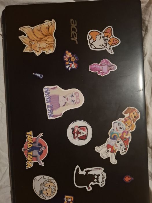 Лаптоп Acer Aspire E5-572G-37AH EX