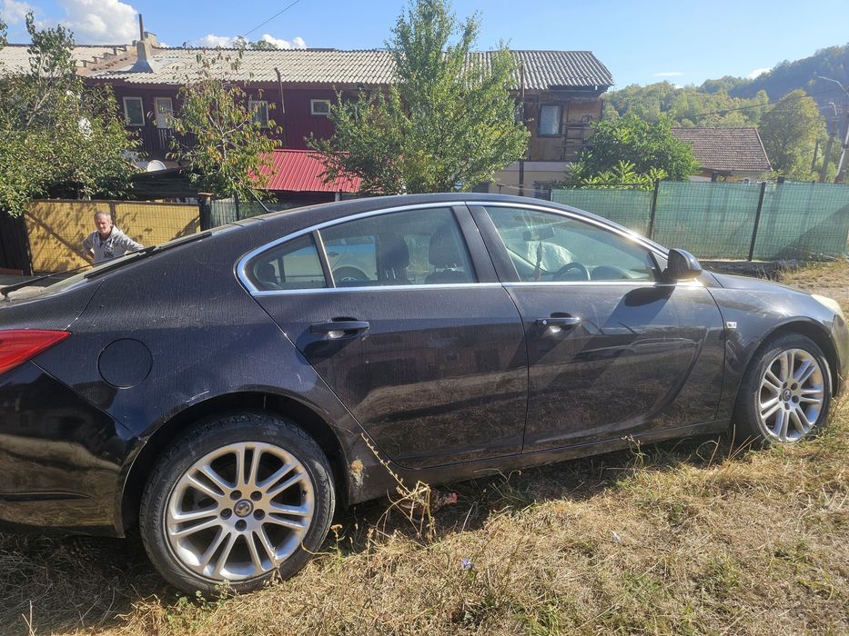 Opel insignia 2.0 165 pentru dezmembrat