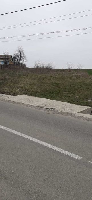 Teren intravilan de vânzare în Salcea