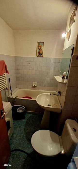 3 camere EXERCIȚIU , Decomandat / Centrală , Amplasament EXCELENT