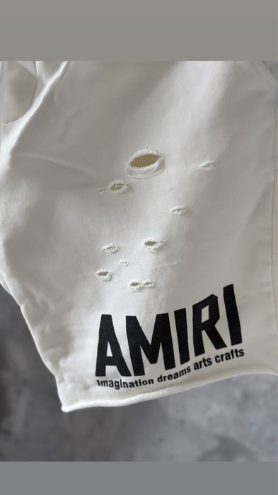 Pantaloni scurti Amiri Essentials Off White syna