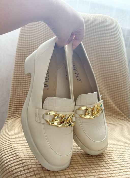 Обувь в отличном состоянии дёшево