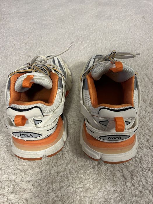 Balenciaga Track 42