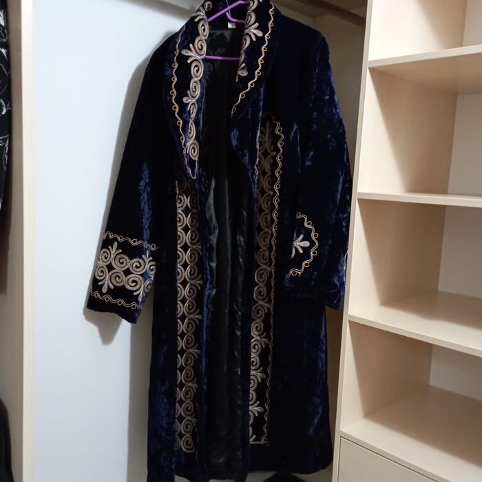 Мужской чапан новый продается