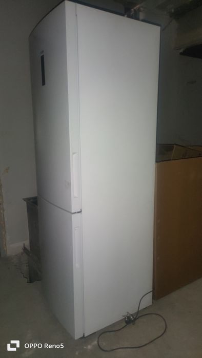 Холодильник Хайер.