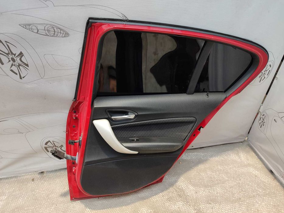 Ușă Spate Dreaptă BMW 1 F20, F21 Hatchback Roșu Cod Culoare Karmesinrot A61 2012 / [2011-2019] / 41525A2A398 (2D)