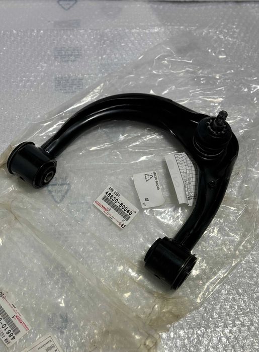 Оригинальные рычаги для Toyota