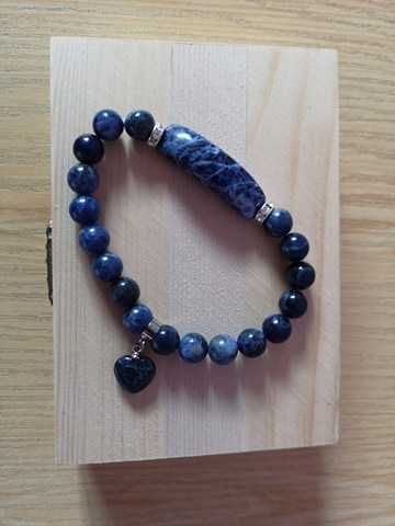 Ново! Гривни от естествени камъни