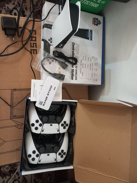 PS mini yosh bolajonlarga zo'r sovg'a 2 ta yangi djoystik 2 ta apparat