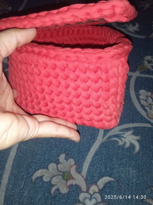 Qöl mehnati asosida tayyorlangan quti