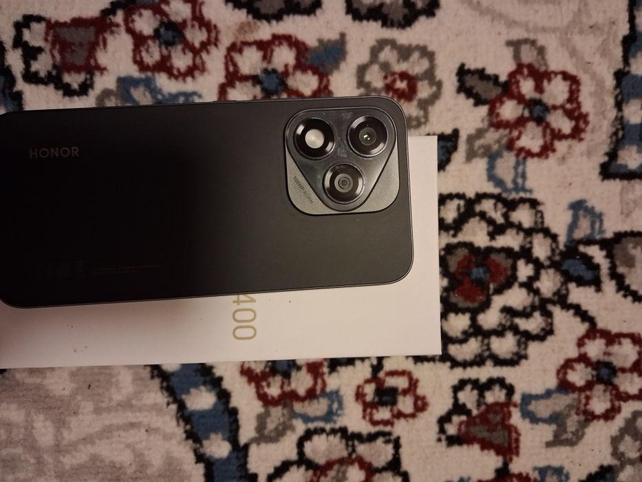 Telefon sotiladi honor 400 lite