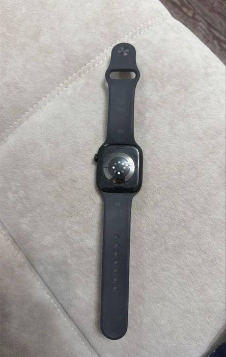 Продам Apple Watch 11 series