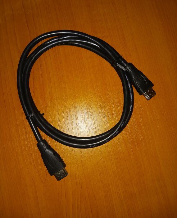 Cabluri hdmi/ VGA / internet