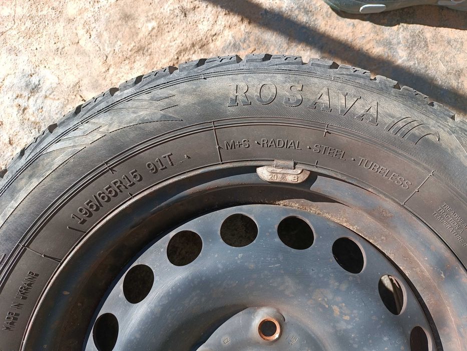 Гуми с джанти 195 65 15