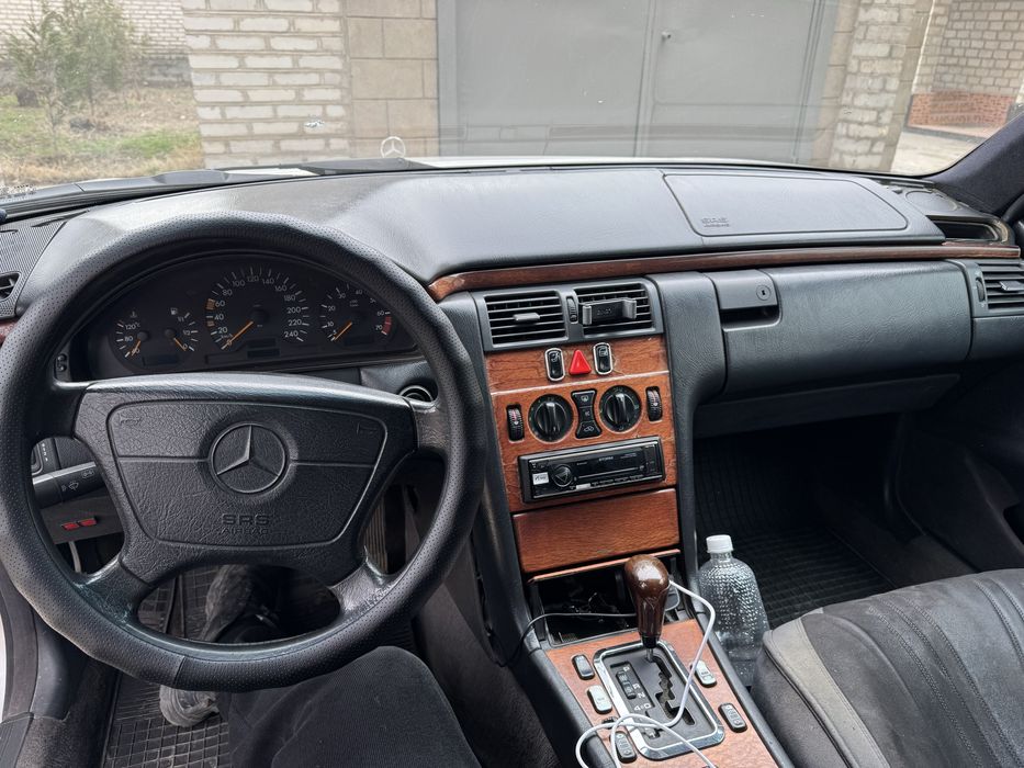 Машина продается