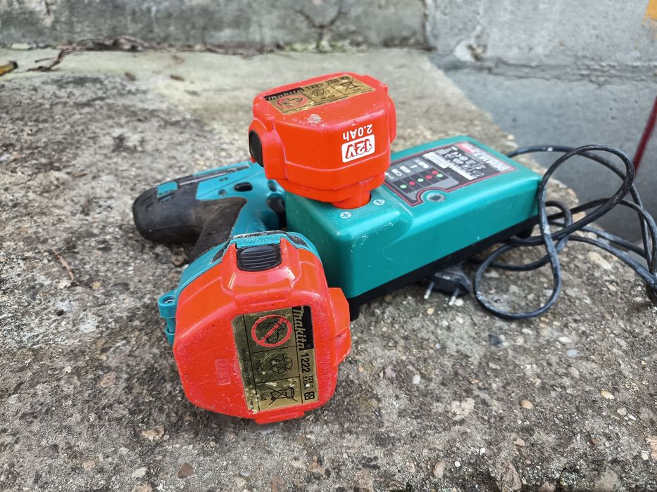 Винтоверт Makita 12 volta