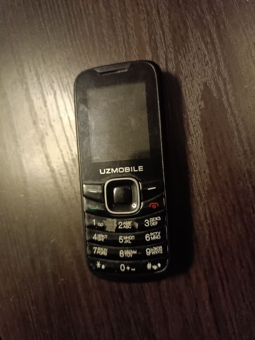 Uzmobile telefon