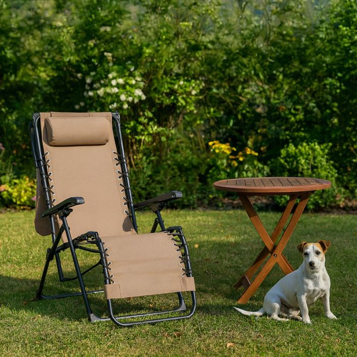 Сгъваем градински шезлонг с нулева гравитация и сенник – комфорт за пъ