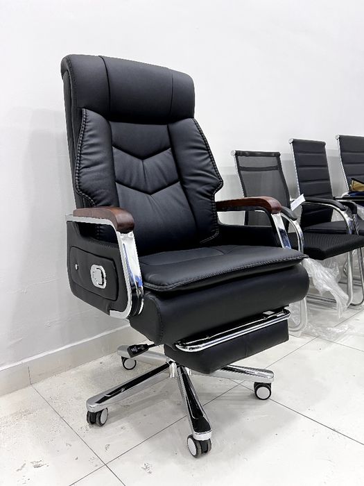 РАСПРОДАЖА!!! СКИДКА!!! Офисное кресло для руководителя модель 808А