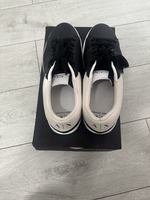 Adidasi Armani Exchange