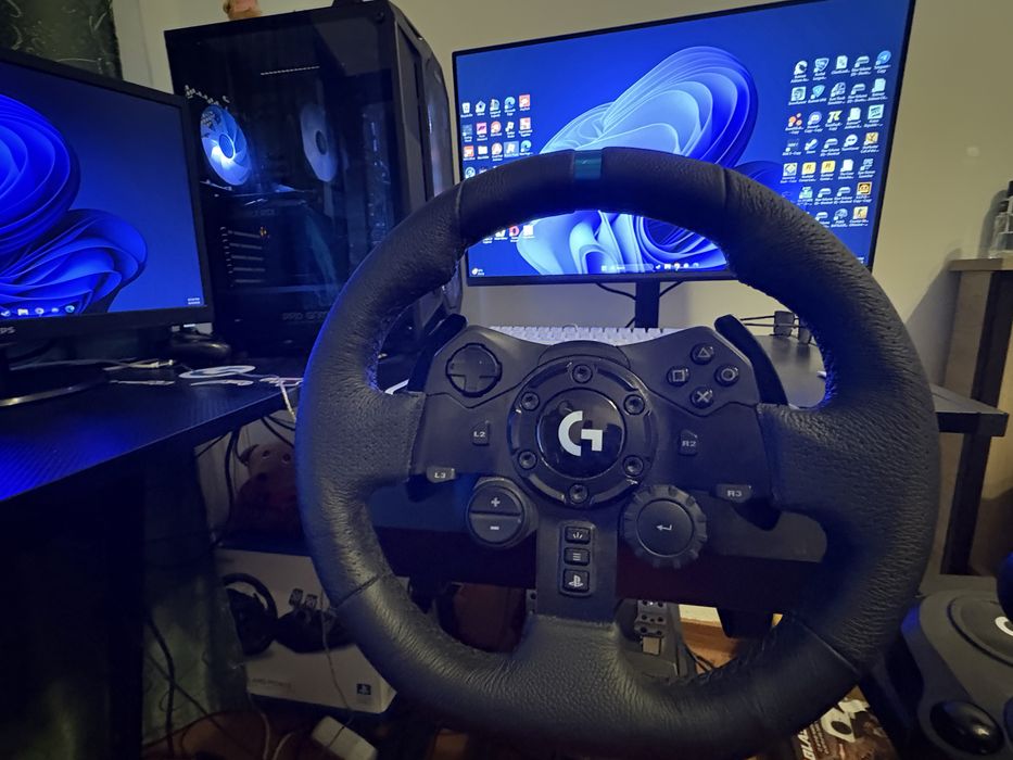 Pc gaming + volan logitech