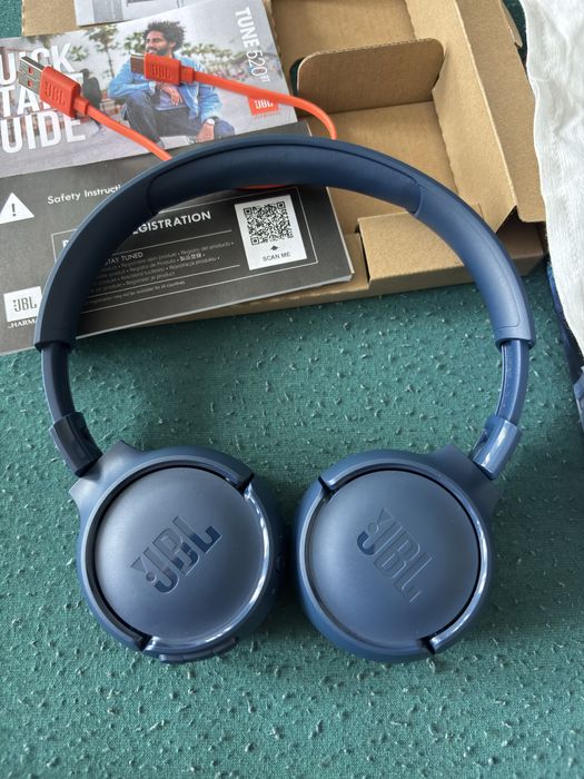 Слушалки JBL TUNE 520BT