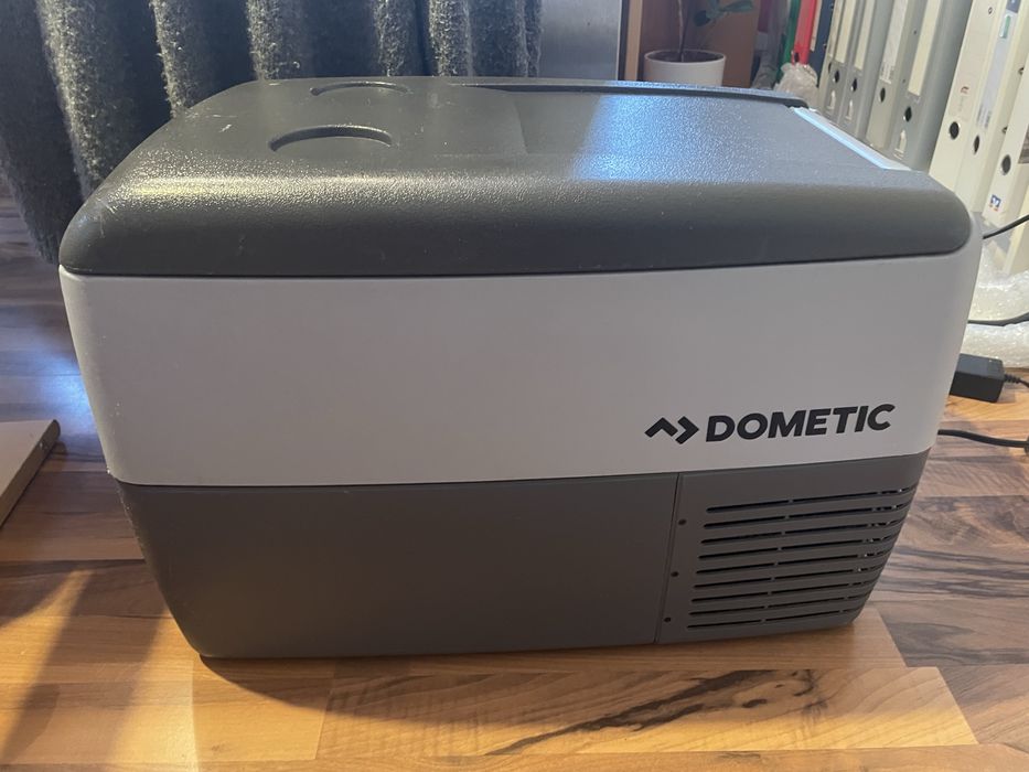 Хладилник dometic 36 литро