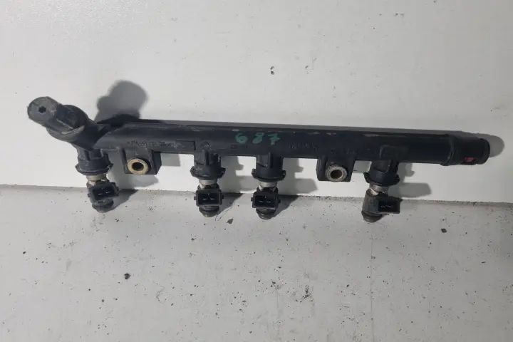 Rampa injectoare Fiat Punto 1998 1.2 MT (60 hp)