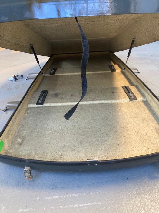 Продам большой автобокс