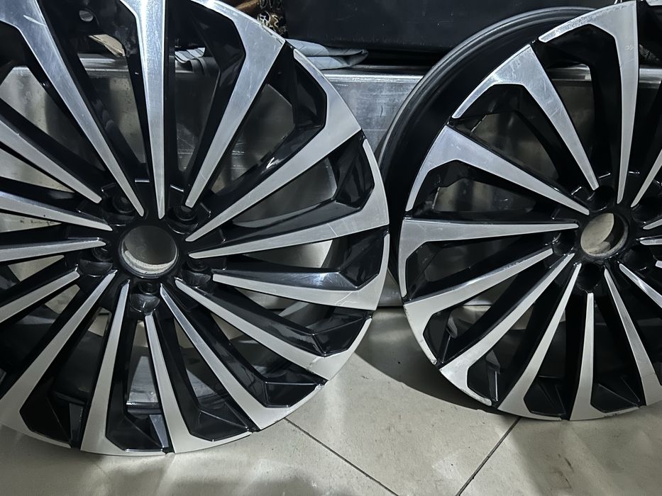 Продам два диска на Ексид Тхл