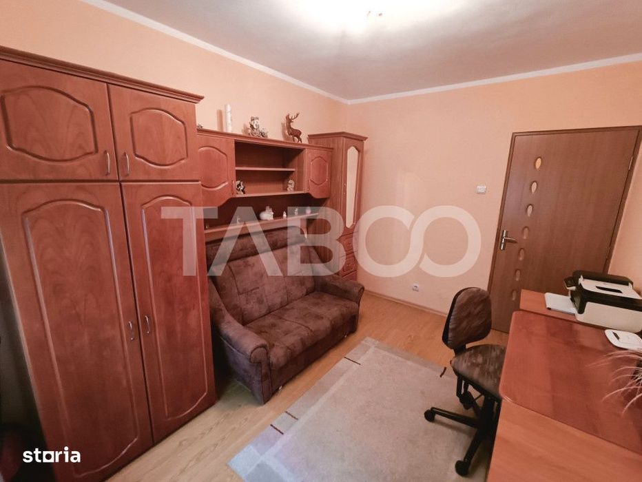 Apartament cu 3 camere 2 bai 63 mp utili etaj 1 in Sibiu zona Turnisor