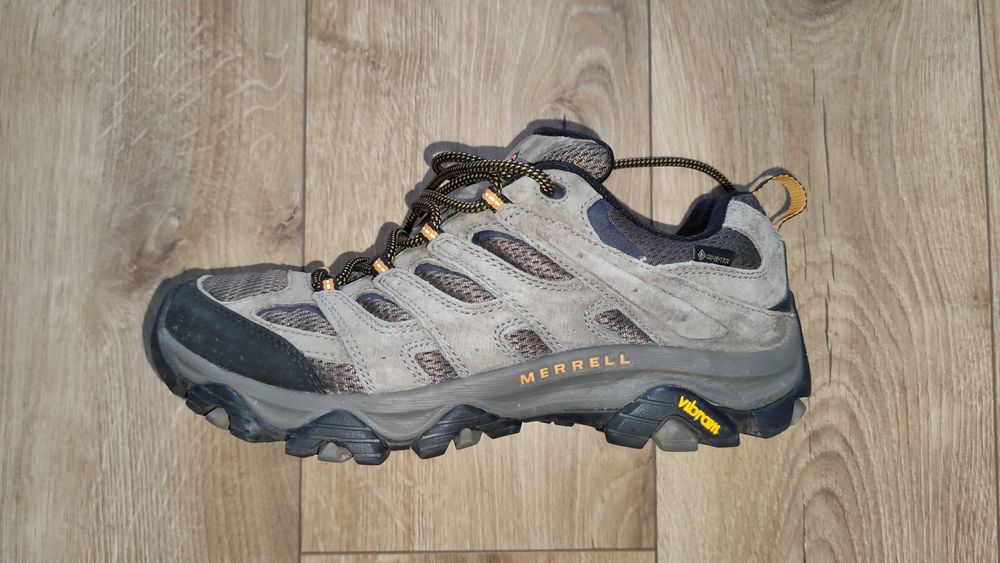 Pantofi de trekking Moab 3 Gtx J035805, 44.5