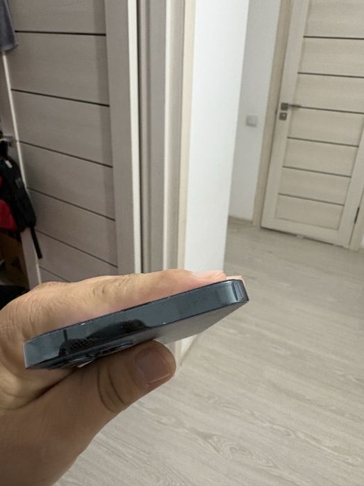 Iphone 12 pro в хорошем сост