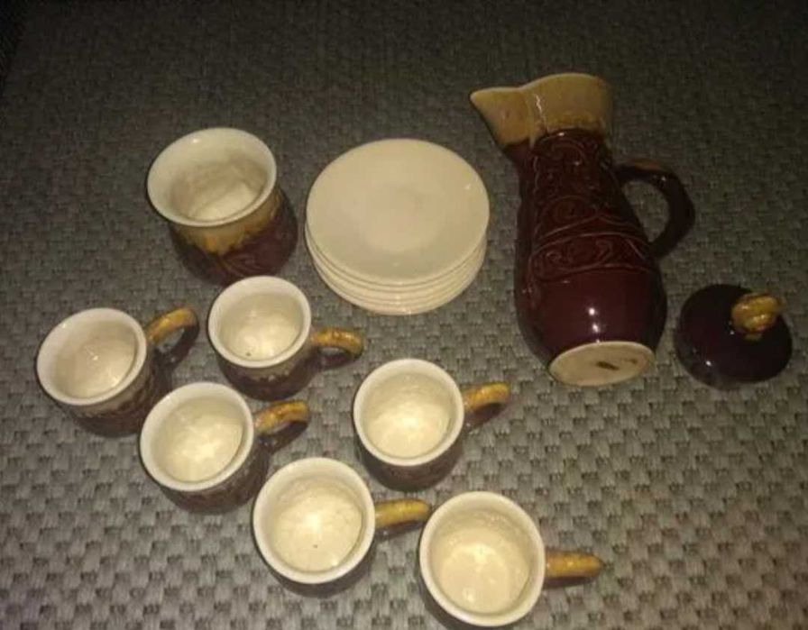 Продам глиняный кофейный сервиз времён СССР