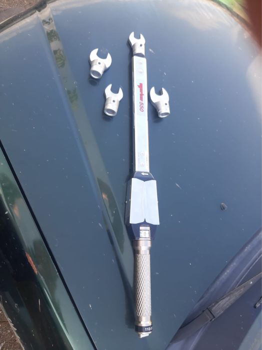 Ключ динамометрический продам новый