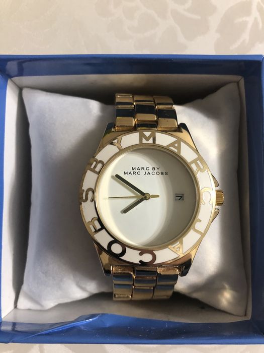 Часы продам