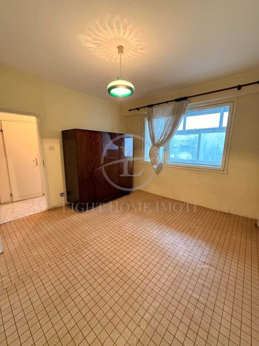 Продава се Двустаен апартамент в Пловдив, Кючук Париж - 65 кв.м за 942 €/кв.м - Снимка #2