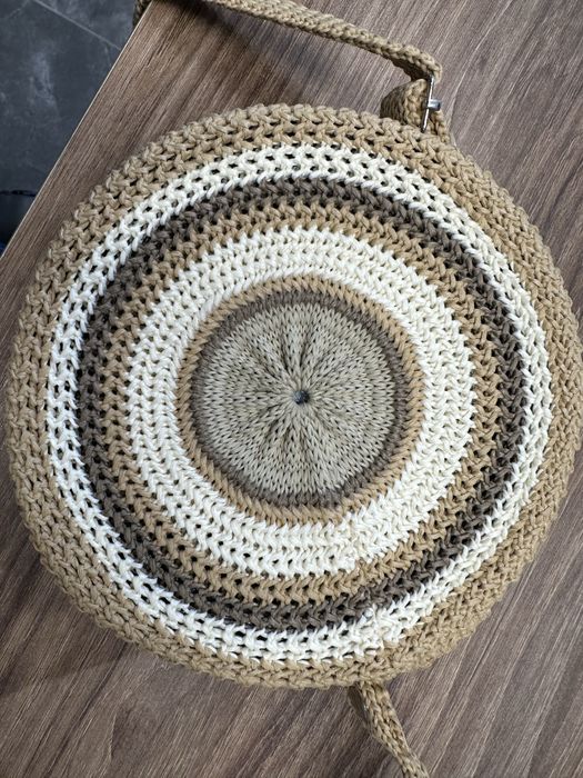 Нова плетена чантичка от Бали