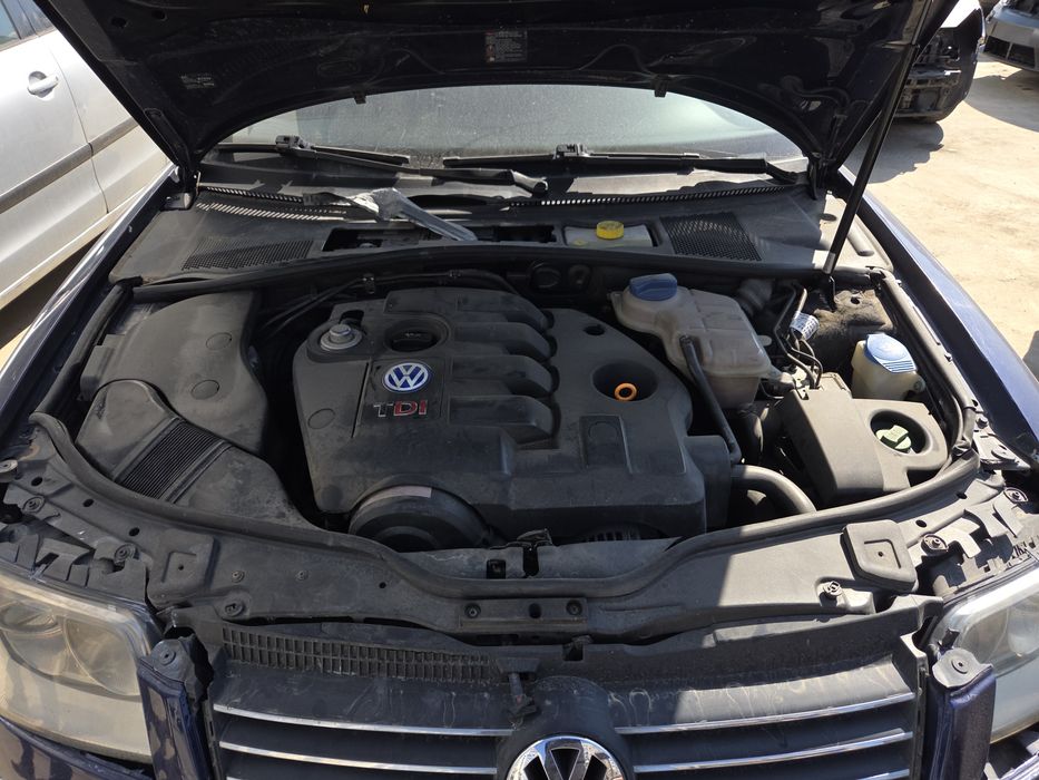VW Passat 1.9 TDI (НА ЧАСТИ)