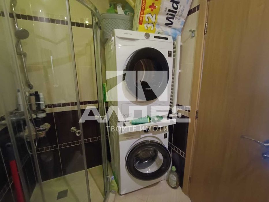 Продава се обзаведен тристаен ап. в Кръстова Вада!
