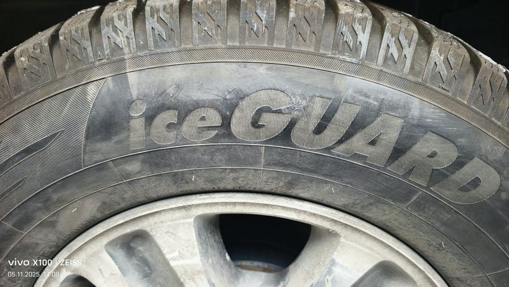 Продам шины в хорошем состояний без диски