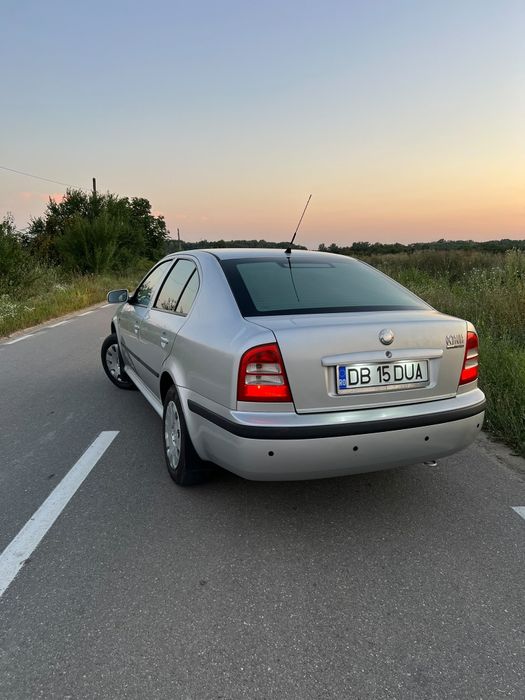 Vând skoda octavia 1