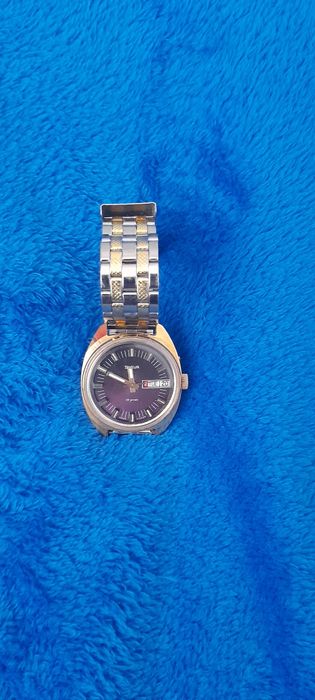 ПОЗЛАТЕН мъжки часовник  "Слава"